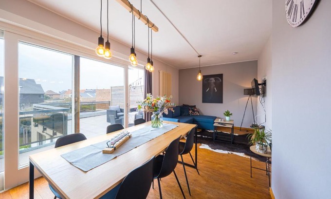 Gistel Apartamento | Family Appartement 'MarieO' with Game Room and outdoor facilities