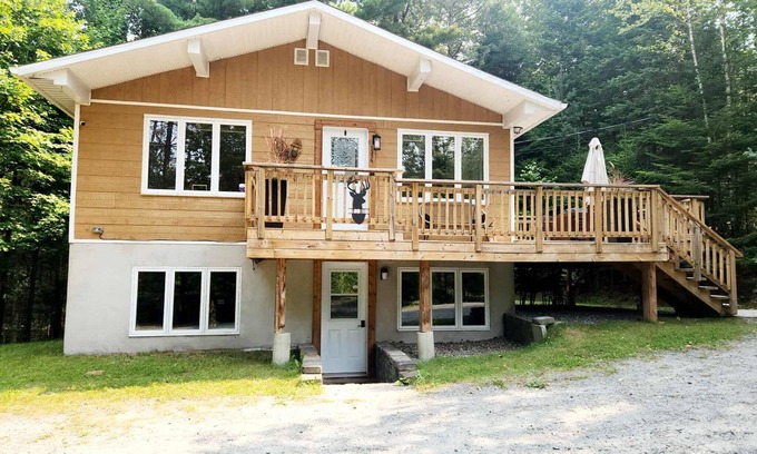 Saint-Faustin-Lac-Carre Chalet De Esquí | FAMILY CHALET IN NATURE WELL LOCATED