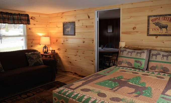 Schroon Lake Cabina | Family cabin at Rowe’s Cabins .We are the family fun place.