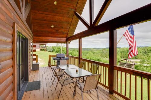 Van Buren Casa | Family Cabin with Deck By Mark Twain Natl Forest!