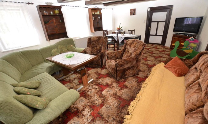 Krasna Lipa Casa | Espaciosa casa de vacaciones en Krásná Lípa con jardín privado