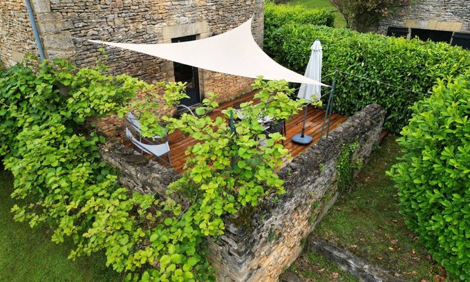 Saint-Genies Cabaña | Gîte-Confortable-Habitación con desagüe-Vista al campo-Gîte Terrasse