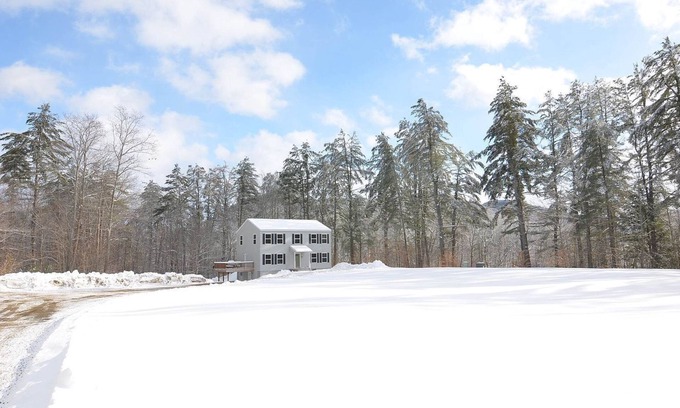 Cavendish Casa | Family & dog friendly house w/ deck & game room. Minutes to town, Okemo & lakes