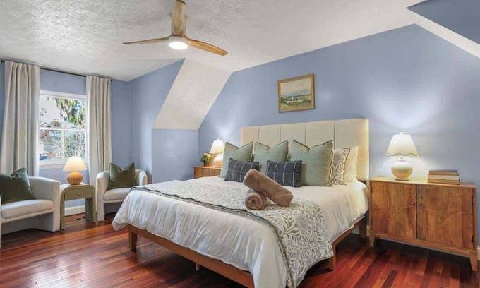 Whitemarsh Island Casa | Family & dog-friendly house w pool & entertainment