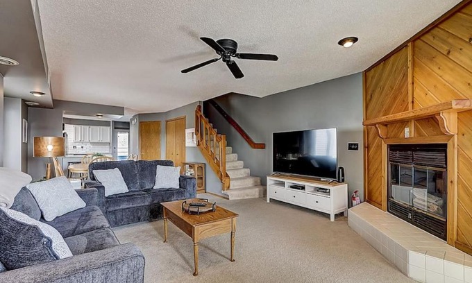 Lake Delton Casa | Family Dreams Condo at Lighthouse Cove