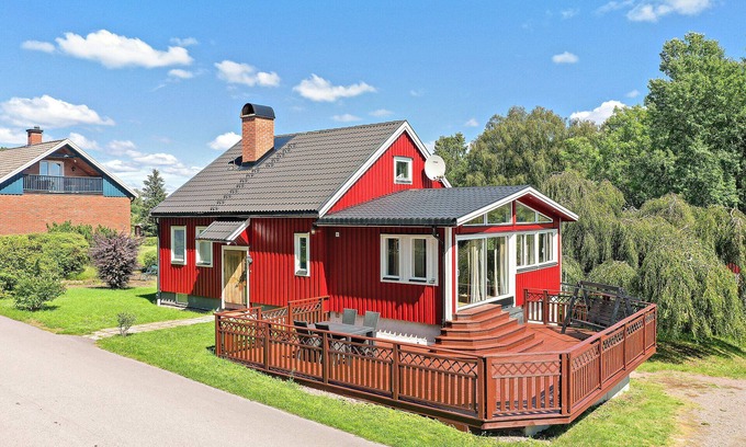 Fengersfors Casa | Family-friendly Swedish house in a quiet and central location