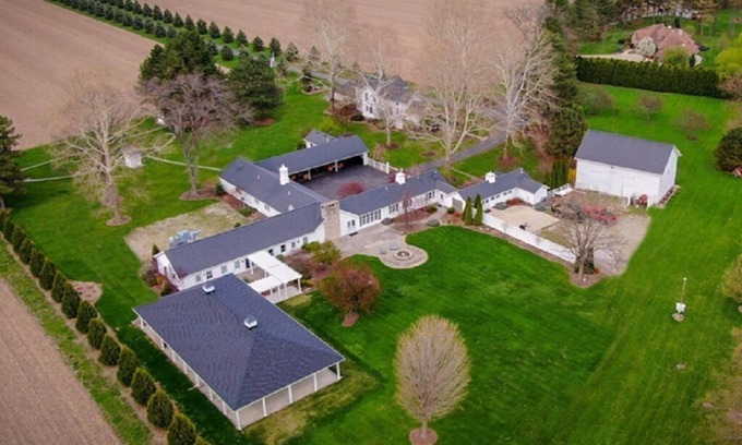Sandusky Casa | Millsite Lodge: alojamiento para 25 personas y patio de bodas