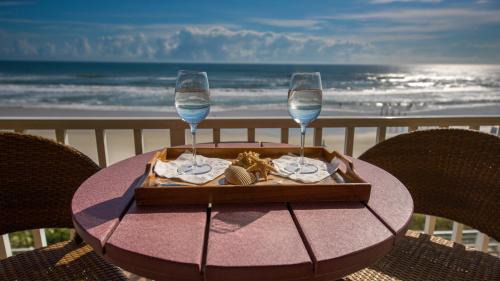 Daytona Beach Shores Apartamento | Family Friendly - Direct Oceanfront Sanibel 303