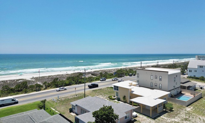 Bid-a-wee Beach Casa | Family-Friendly Cottage Home Steps Away from the Beach