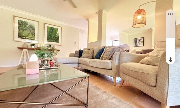 Sandstone Point Casa | Family friendly 3 bedroom house with garden, full amenities, and use of pool.
