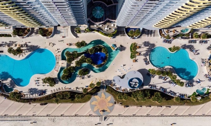 Daytona Beach Complejo | Family-Friendly 2BR Suite at Ocean Walk - Beach & Pools Await