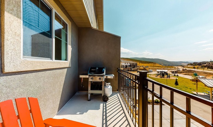 Park City Casa | Family-friendly 3-story townhouse w/private gas grill near Park City Mountain