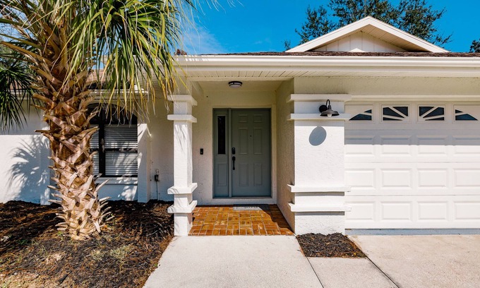 Fruitville Casa | Family friendly 4 bed 2 bath home in a peaceful neighborhood 15min to Siesta Key