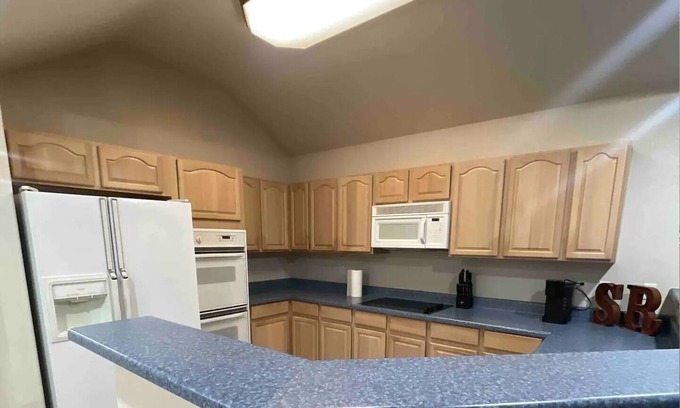 Amistad National Recreational Area Casa | FAMILY FRIENDLY 4 BEDROOM STAY