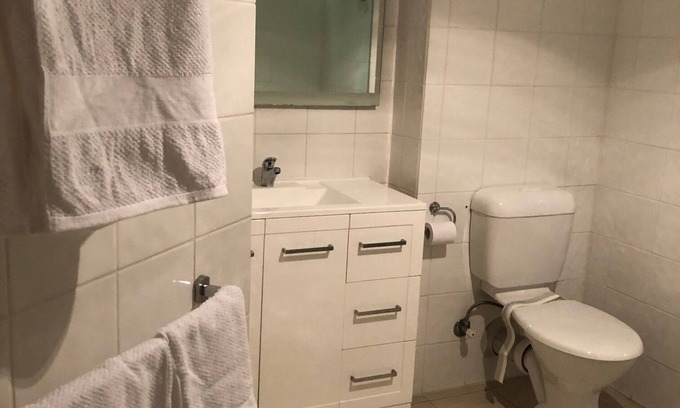 Kingston Apartamento | Family friendly apartment 5 min drive to Canberra City
