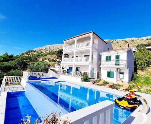 Podstrana Apartamento | Family-friendly apartments with swimming pool Podstrana, Split - 23526