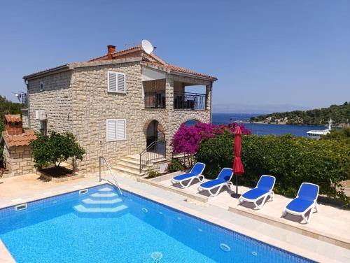 Rogac Apartamento | Family-friendly apartments with swimming pool Rogac, Solta - 5183