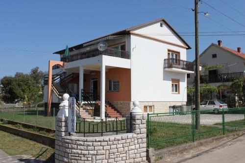 Sukosan Apartamento | Family-friendly apartments with swimming pool Sukosan, Zadar - 3273