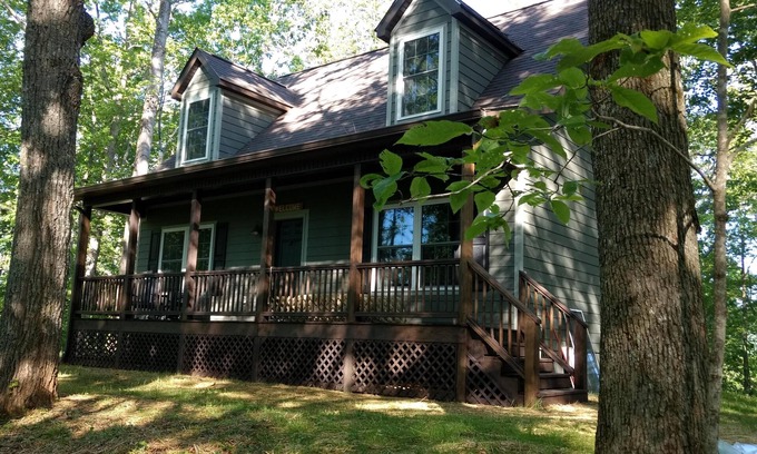 Almond Casa | Para familias, Bryson City, Tsali, GSM Railroad, Nantahala