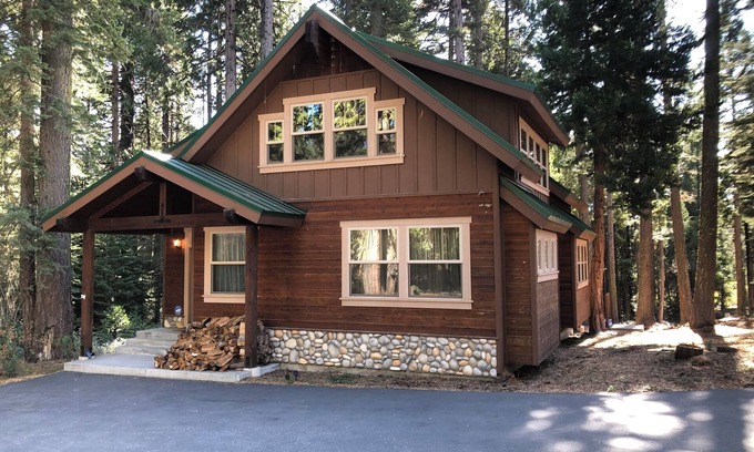 Emigrant Gap Cabina | Family-friendly Cabin in the Sierra Nevada