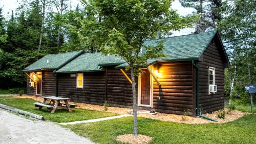 Grayling Casa | Family-Friendly Cabin Rental for 10 in the Huron National Forest, Michigan