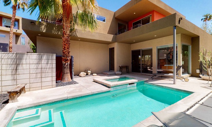 Canyon Corridor Condominio | Family-Friendly Condo w/ Mountain Views, Private Pool