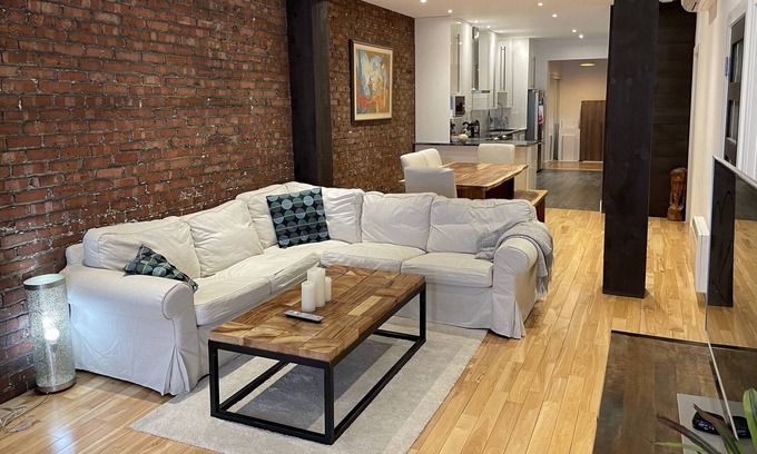 Cote-Saint-Paul Condominio | Family friendly condo close to downtown Montreal