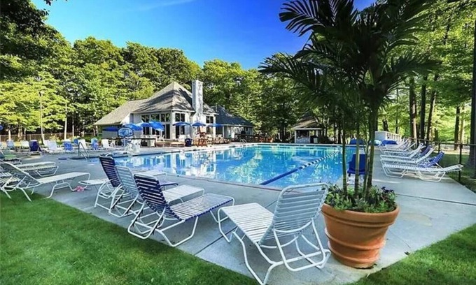 Jefferson Township Casa | Family friendly escape located on the Hidden Valley Resort