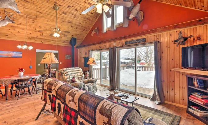 Pymatuning Central Casa | Family-Friendly Espyville Cottage Near Lake!