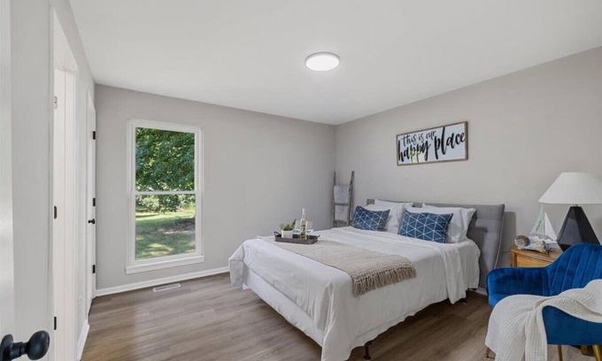 Sanford Casa | Family Friendly Farmhouse