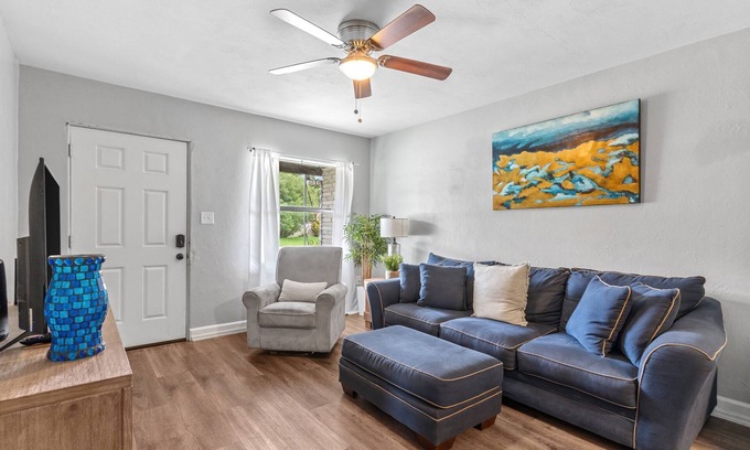 Winter Haven Casa | Family-Friendly Haven near Downtown - Fast Wifi