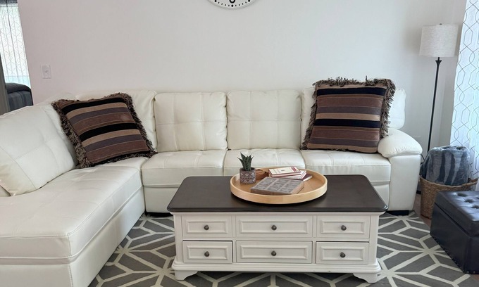 Corbin Casa | Family Friendly Home near Kings Dominion and Lake Anna State Park