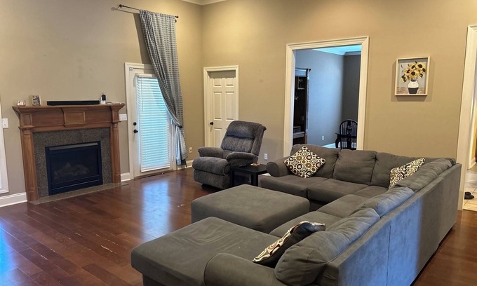 Twelve Oaks Casa | Family friendly home away from home