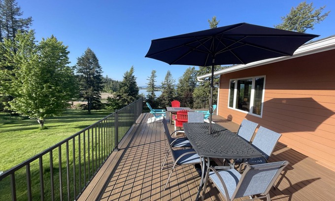 Bigfork Casa | Family friendly home on Flathead River with amazing views, dock and toys galore