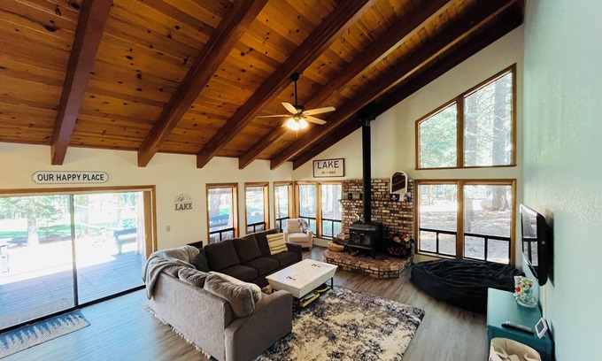 Lake Almanor West Casa | Family Friendly Home on the Golf Course in Lake Almanor West County Club