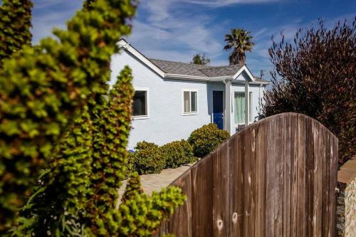 Seaside Casa | Family Friendly Home