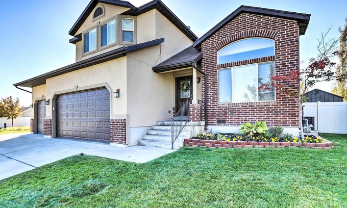 Herriman Casa | Family-Friendly Home w/ Theater, 24 Mi to SLC