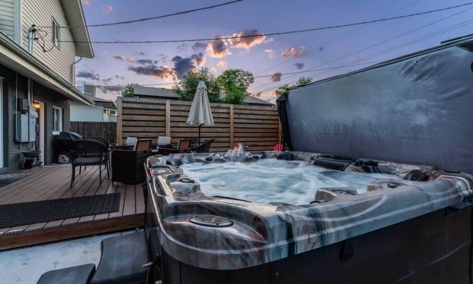Northglenn Casa | Family Friendly! Hot Tub & Mountain Views!