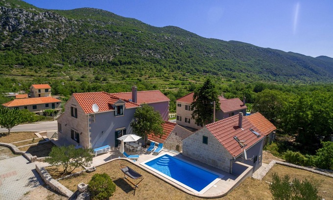 Tucepi Casa | Casa familiar con piscina Župa, Zagora (K-21245)