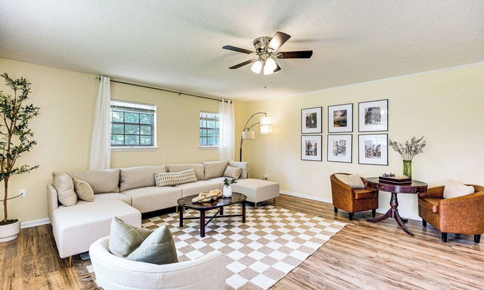 Huntsville Casa | Family-Friendly Huntsville Home w/ Spacious Yard