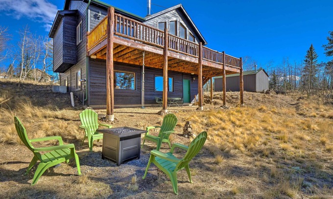 Indian Mountain Cabina | Family-Friendly Jefferson Cabin w/ Fire Pit!