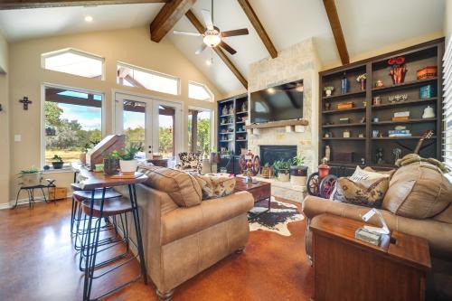 Johnson City Casa | Family-Friendly Johnson City Home Near State Parks