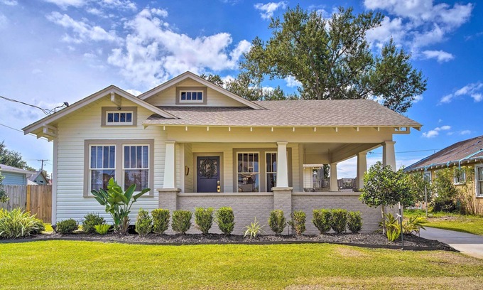 Lake Charles Cabaña | Family-Friendly Lake Charles Home w/ Playset!