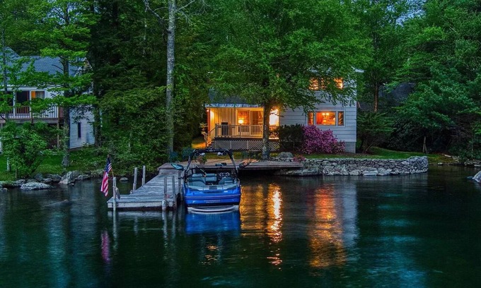 Sunapee Casa | Family friendly lakefront house with dock - minutes from skiing!