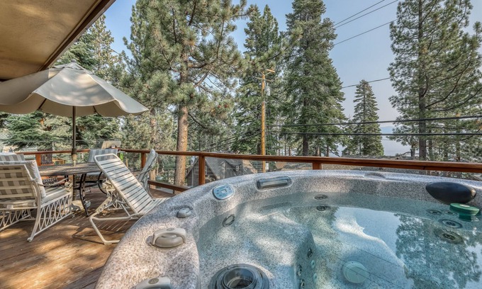 Meeks Bay Casa | Family-friendly lodge w/ lake views, private hot tub, & spacious interior