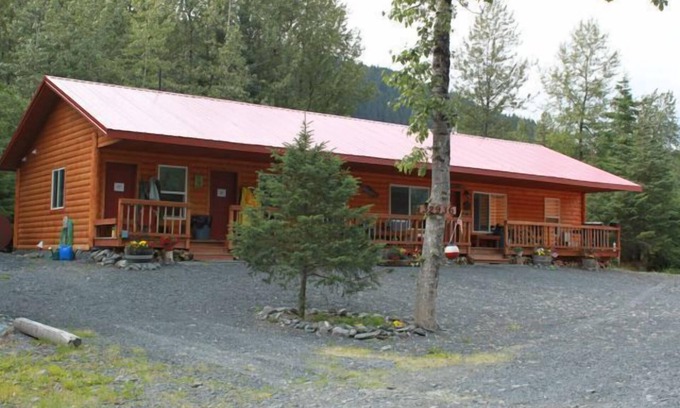 Bear Creek Casa | Alojamiento familiar (alquiler de casa de 3 dormitorios)