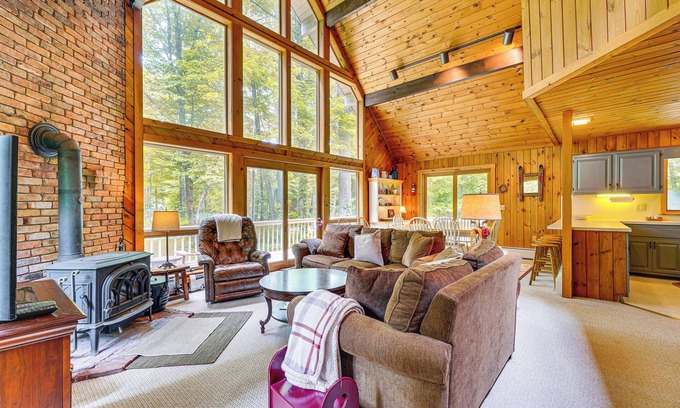 Ludlow Cabina | Family-Friendly Ludlow Cabin on Lake Pauline!
