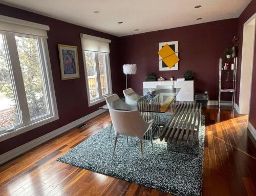 Richmond Hill Casa | Family-Friendly Retreat for 14 in Richmond Hill