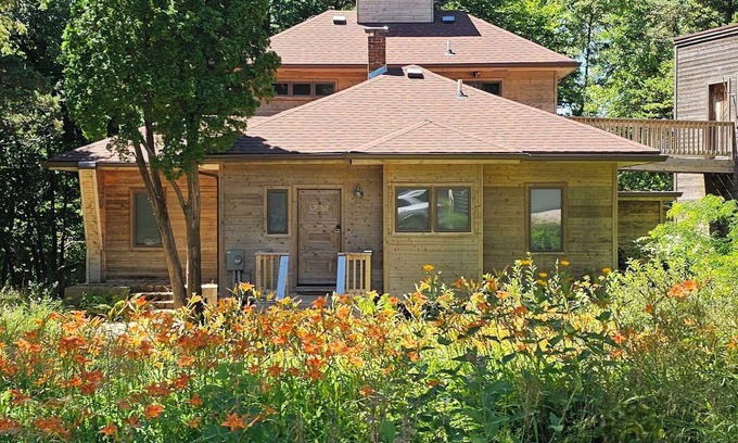 Okoboji Casa | Family-Friendly Retreat on Julia Street - Explore Okoboji from Your Doorstep