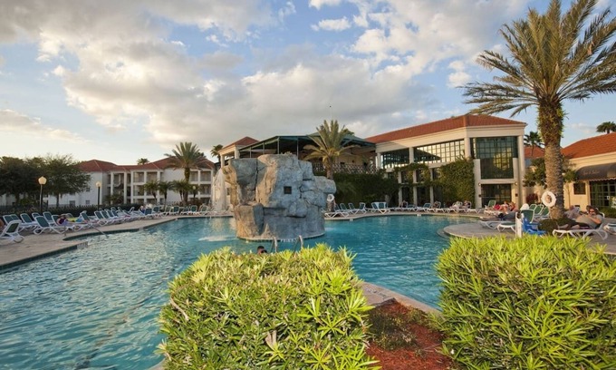 Kissimmee Hotel | Family-Friendly Suite: Ideal for Theme Park Adventures & Relaxation | 2 Units